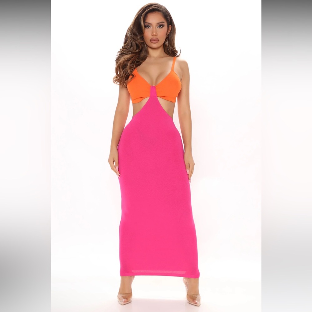 Meet Me In Venice Sweater Maxi Dress